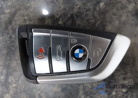 2018 BMW 540I xDrive из США, поврежденный, VIN WBAJE7C50JWD52192